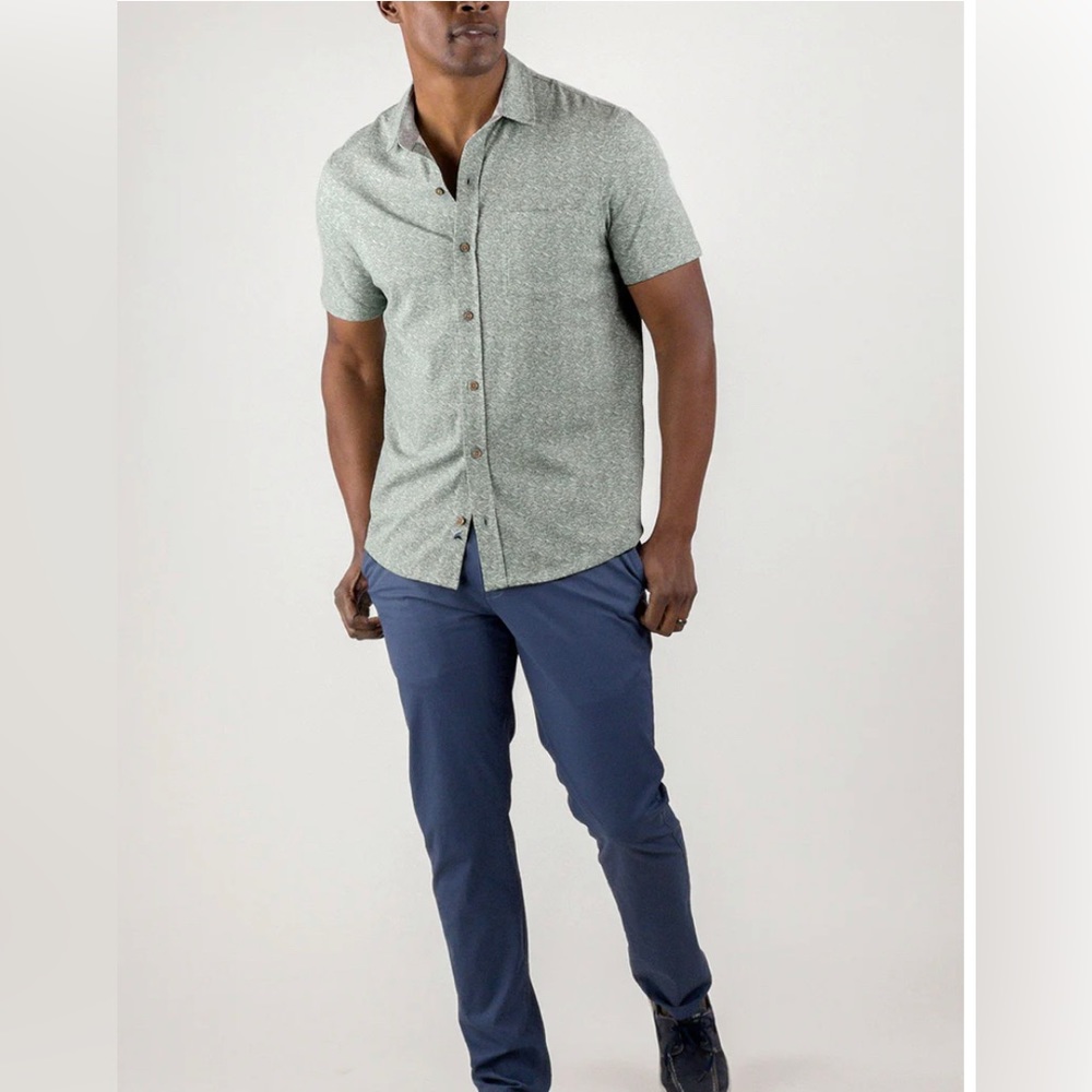 NWT: Tailor Vintage chinois Green leaves XL button up